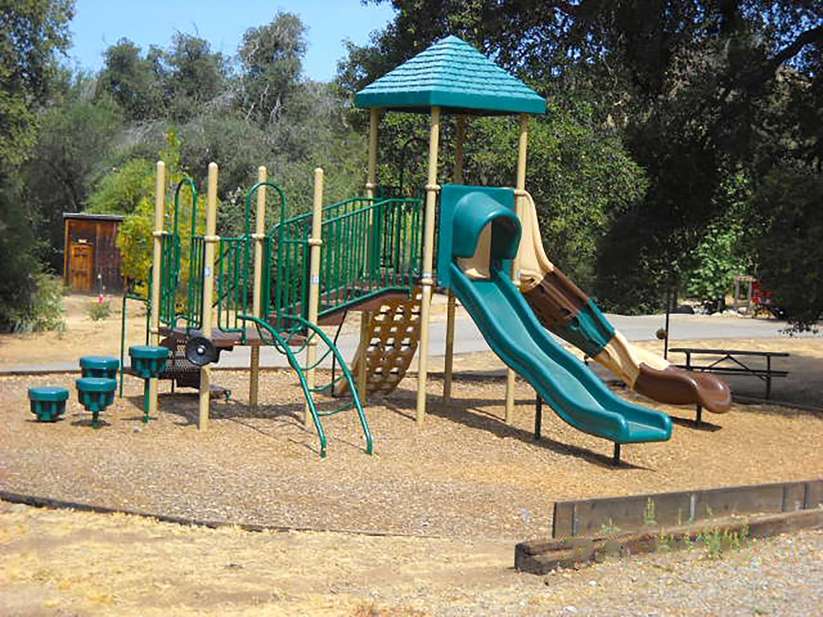 Oakzanita Springs Camping Resort Cottage 4 Descanso Bagian luar foto